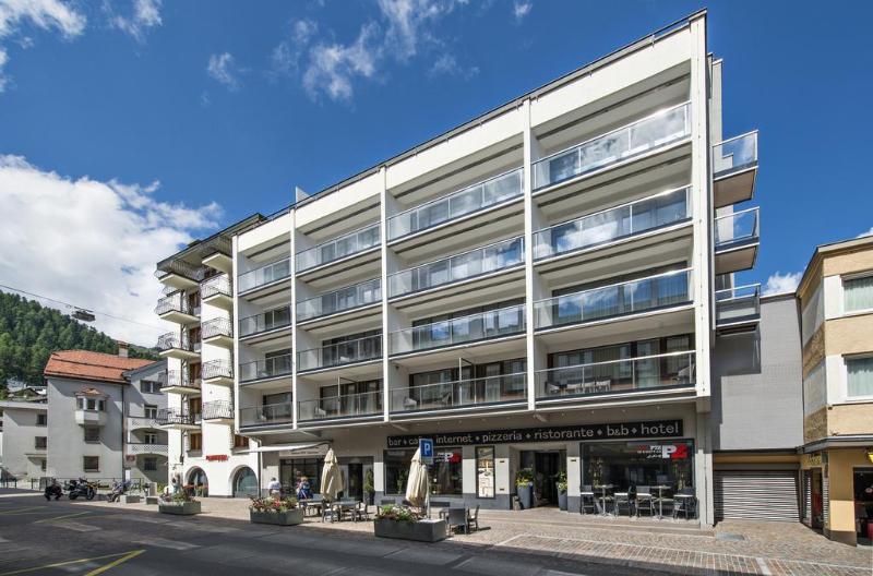Hotel Loeffler St. Moritz Exterior foto